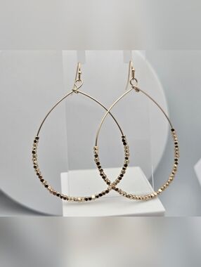 Banana Republic Beaded Teardrop Hoop Earrings Gold Tone 2.5" NWT